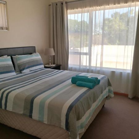 Getaway Self-Catering Tyger Valley Durbanville Esterno foto