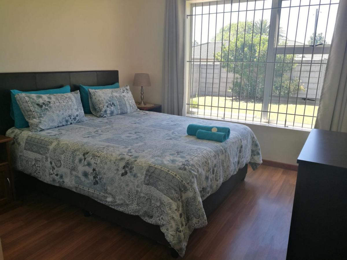 Getaway Self-Catering Tyger Valley Durbanville Esterno foto