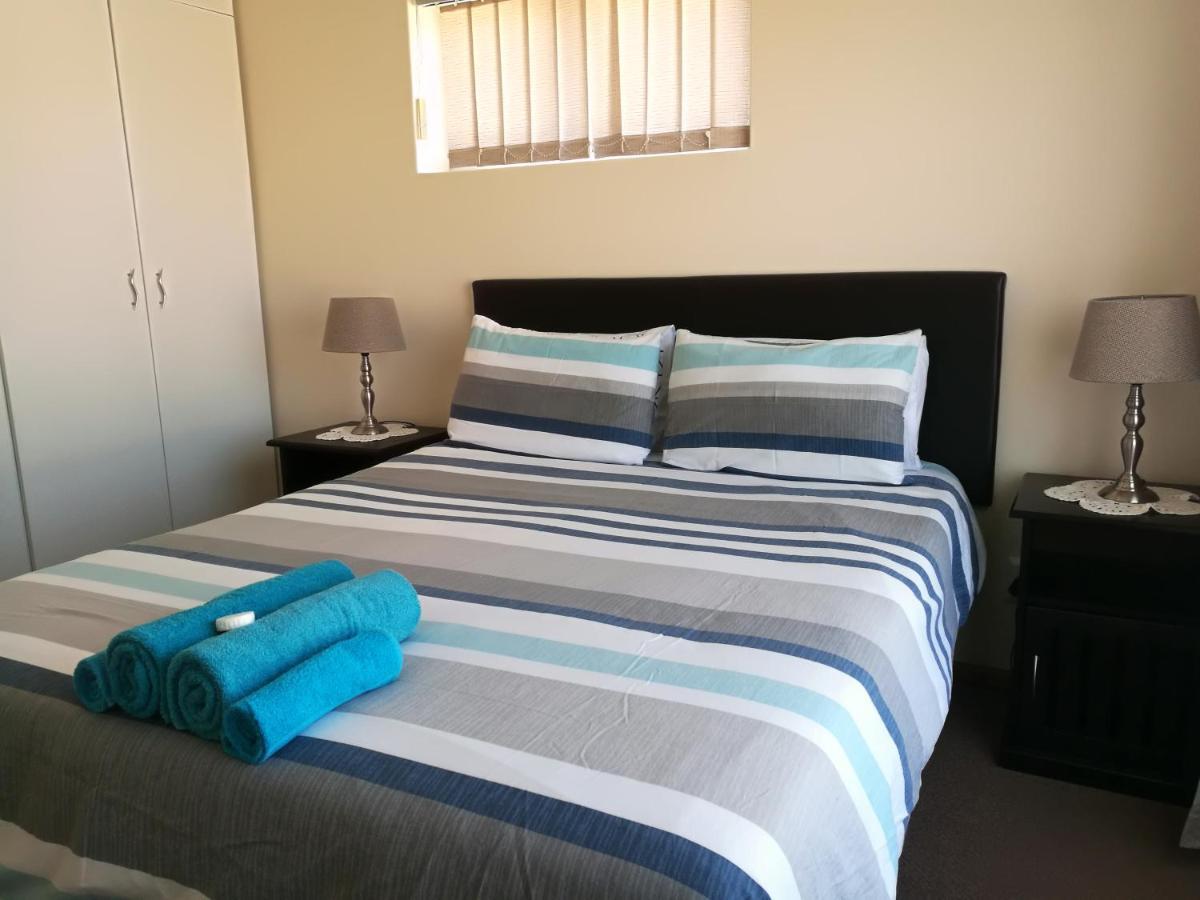 Getaway Self-Catering Tyger Valley Durbanville Esterno foto