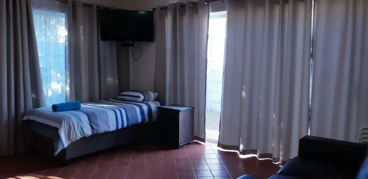 Getaway Self-Catering Tyger Valley Durbanville Esterno foto