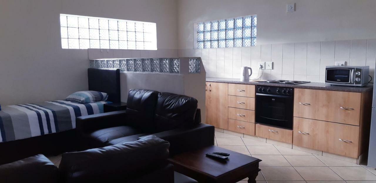 Getaway Self-Catering Tyger Valley Durbanville Esterno foto