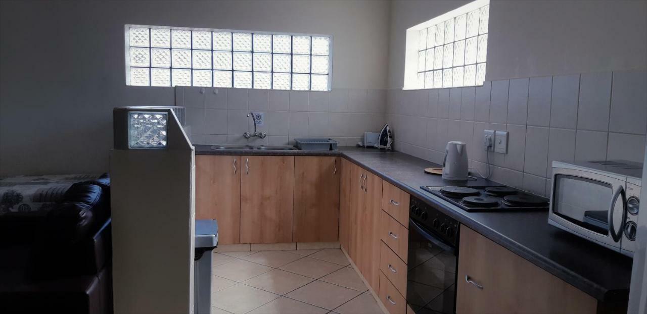 Getaway Self-Catering Tyger Valley Durbanville Esterno foto